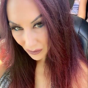 Meet your Posher, Charlene